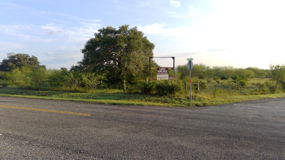 Live Oak Ranch property photo 3